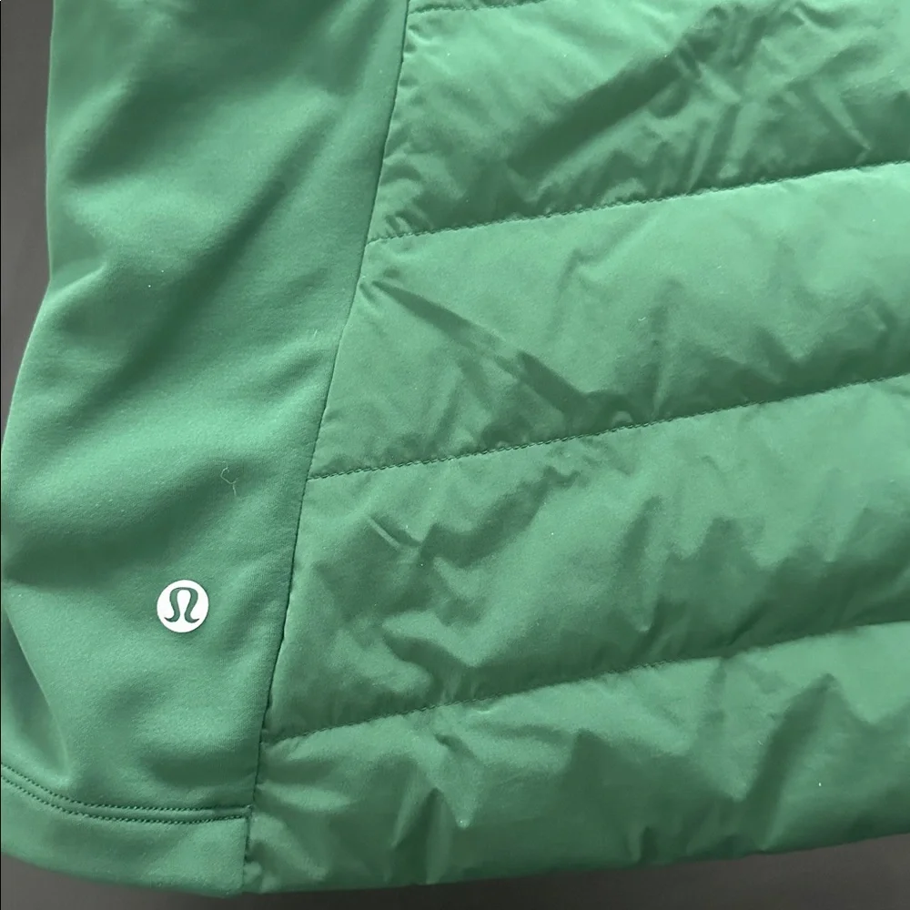 Lululemon Athletica Green Women's Vest - Picture 5 of 6